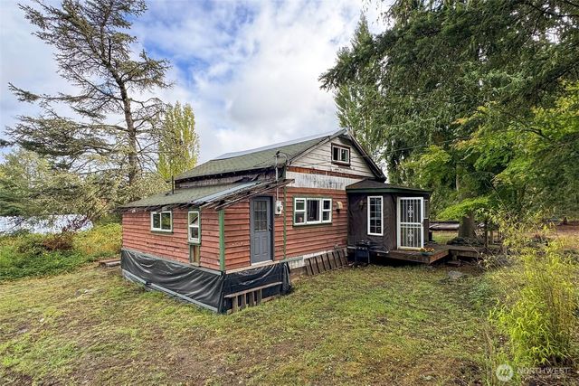 3951 S TYLER Road, Port Angeles, WA 98363