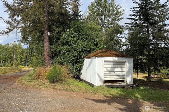 3951 S TYLER Road, Port Angeles, WA 98363