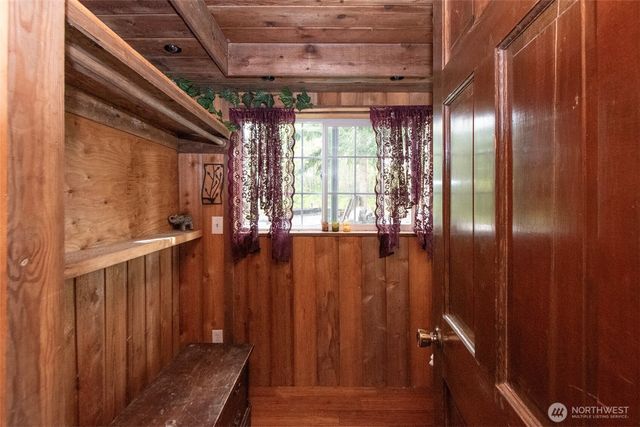 3951 S TYLER Road, Port Angeles, WA 98363