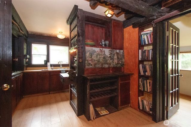 3951 S TYLER Road, Port Angeles, WA 98363