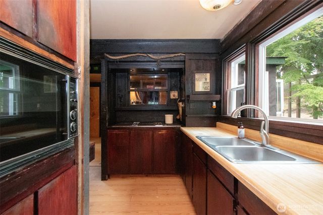 3951 S TYLER Road, Port Angeles, WA 98363