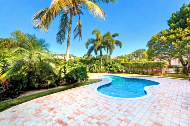 8155 Cypress Point Rd, West Palm Beach, FL 33412