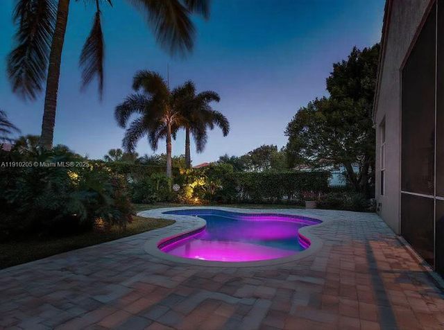 8155 Cypress Point Rd, West Palm Beach, FL 33412