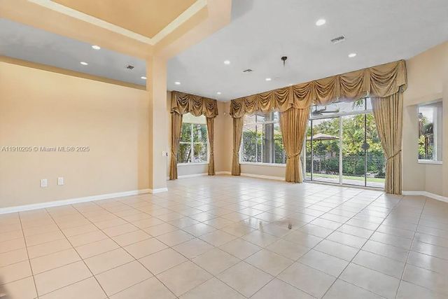 8155 Cypress Point Rd, West Palm Beach, FL 33412