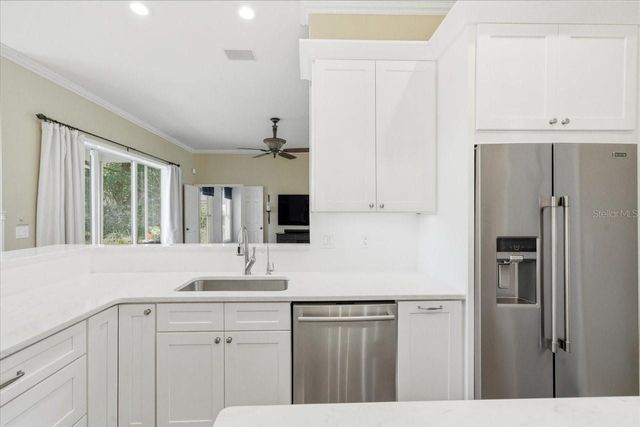 2004 RUSSELL DRIVE, Tampa, FL 33618