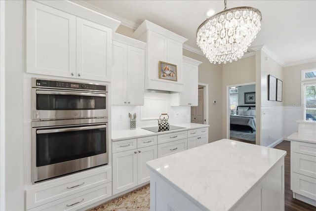 2004 RUSSELL DRIVE, Tampa, FL 33618