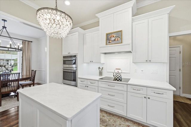 2004 RUSSELL DRIVE, Tampa, FL 33618