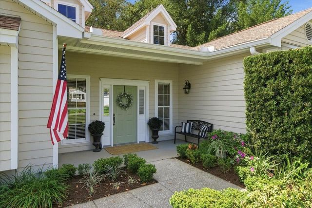 2004 RUSSELL DRIVE, Tampa, FL 33618