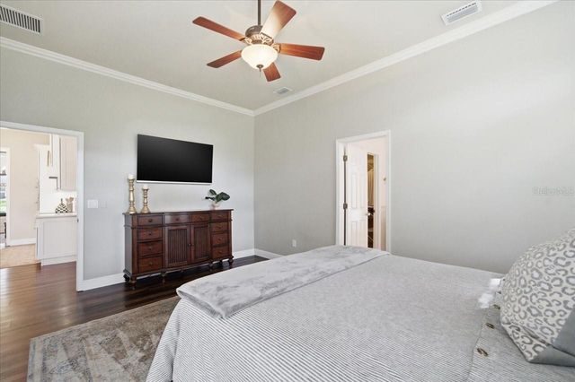 2004 RUSSELL DRIVE, Tampa, FL 33618