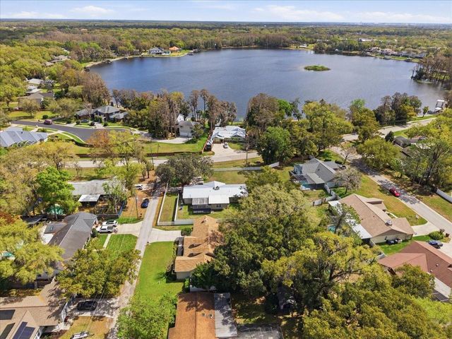 2004 RUSSELL DRIVE, Tampa, FL 33618