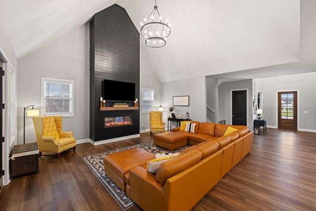 179 Village Park Drive, Georgetown, KY 40324