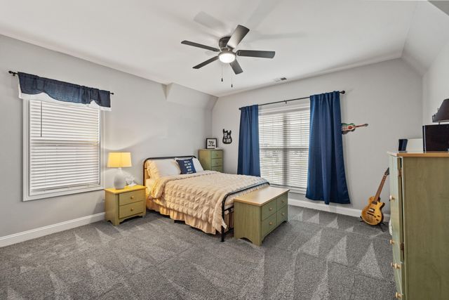 179 Village Park Drive, Georgetown, KY 40324