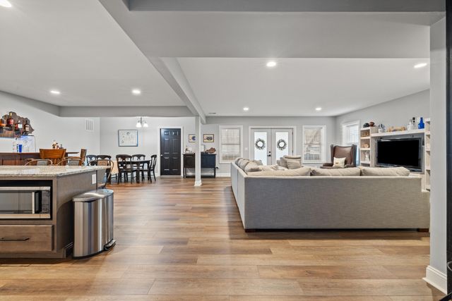 179 Village Park Drive, Georgetown, KY 40324