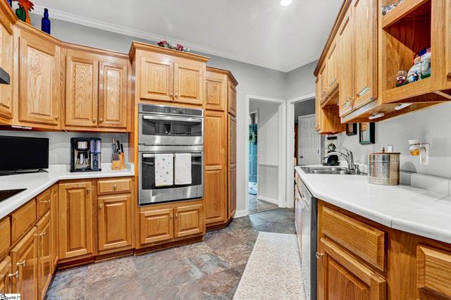 635 Dacusville Road, Marietta, SC 29661