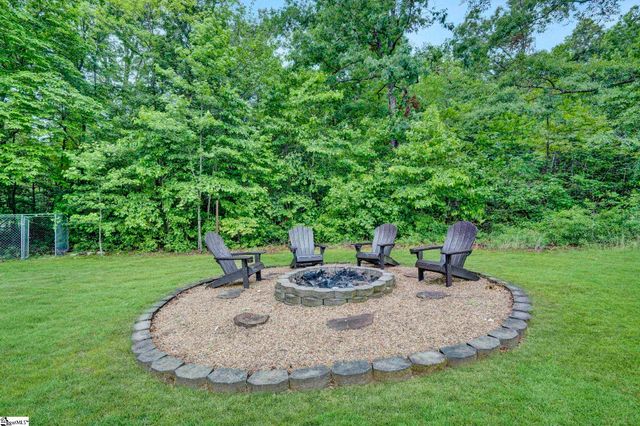 635 Dacusville Road, Marietta, SC 29661