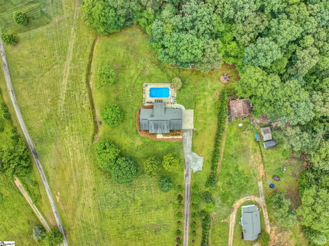 635 Dacusville Road, Marietta, SC 29661