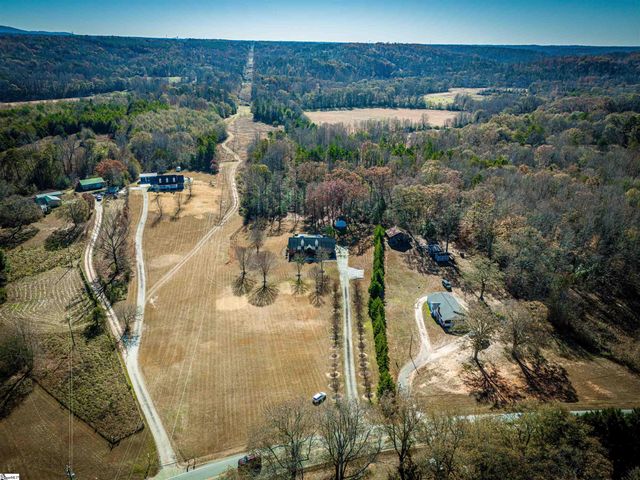 635 Dacusville Road, Marietta, SC 29661