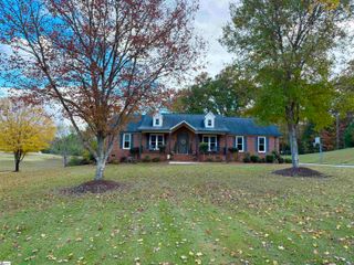 635 Dacusville Road, Marietta, SC 29661
