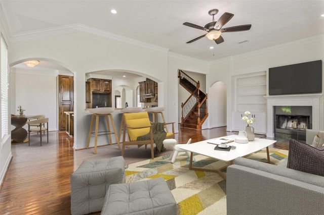 18338 Langsbury Drive, Houston, TX 77084