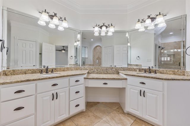 18338 Langsbury Drive, Houston, TX 77084