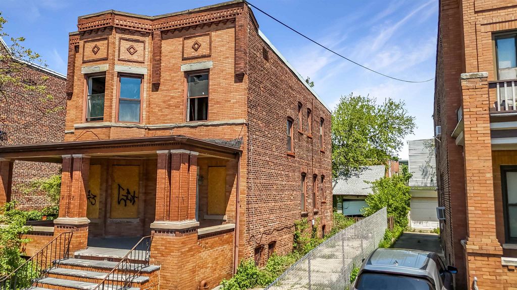 128 WEGMAN PARKWAY, Jc, Greenville, NJ 07305