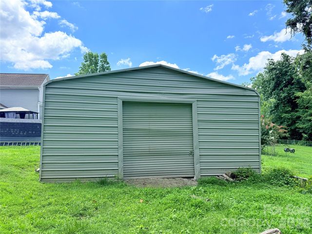 214 Wood Street, Mount Holly, NC 28120