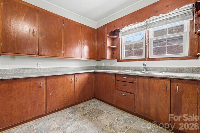 214 Wood Street, Mount Holly, NC 28120