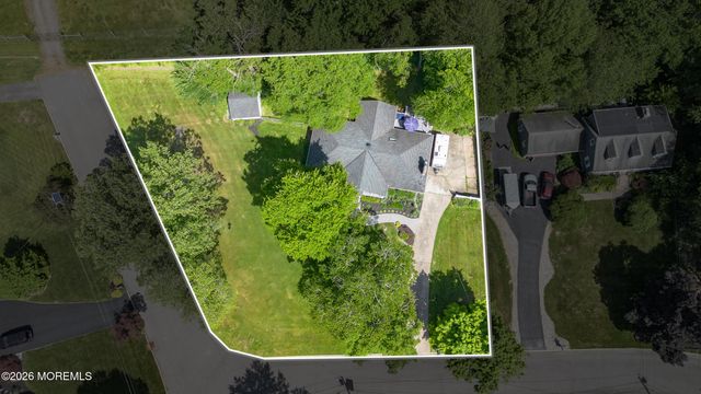 101 Corrine Drive, Pennington, NJ 08534