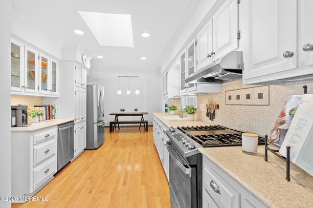 101 Corrine Drive, Pennington, NJ 08534