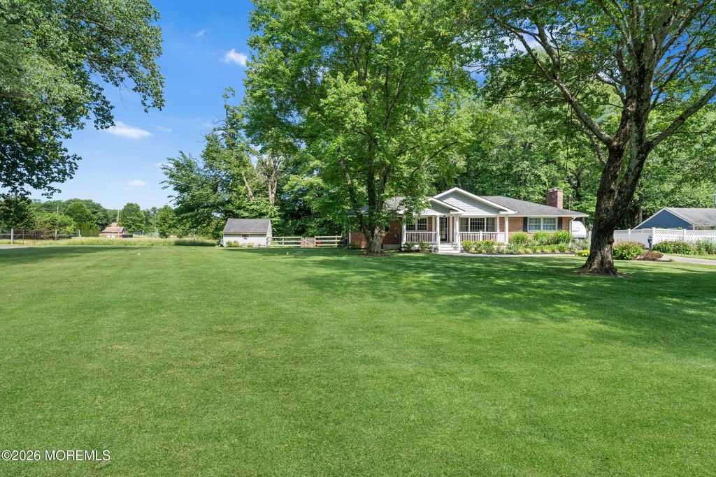 101 Corrine Drive, Pennington, NJ 08534