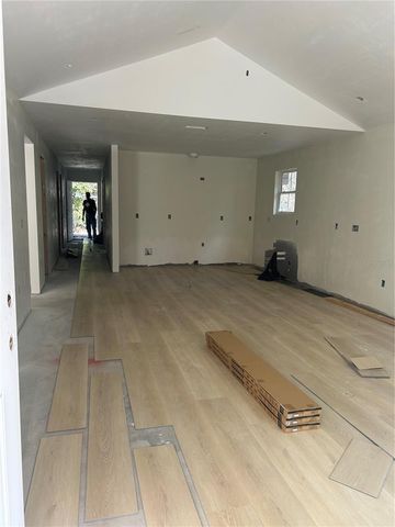 2447 SE 10TH AVENUE, Gainesville, FL 32641