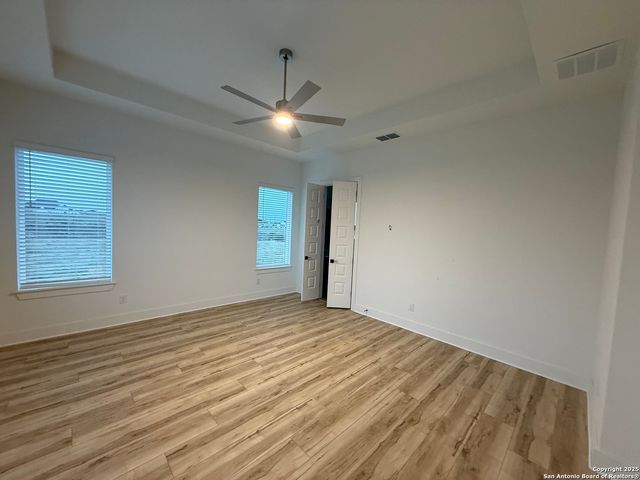 525 Lago Landing, San Antonio, TX 78263