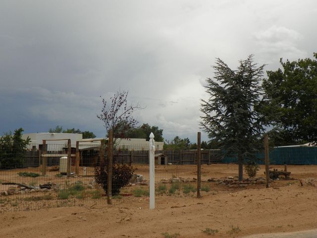 585 Angel Road, Corrales, NM 87048