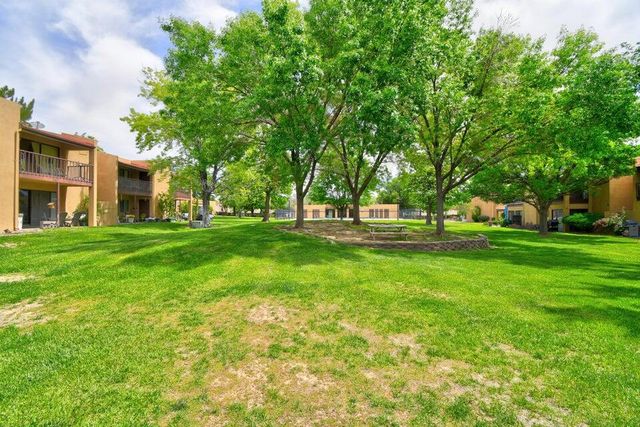 931 Country Club Drive SE J, Rio Rancho, NM 87124