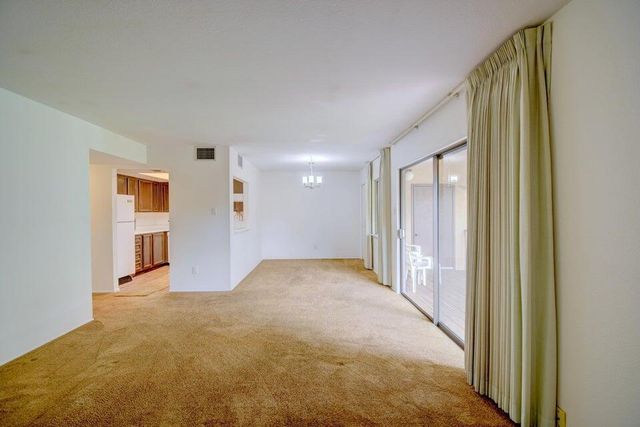 931 Country Club Drive SE J, Rio Rancho, NM 87124