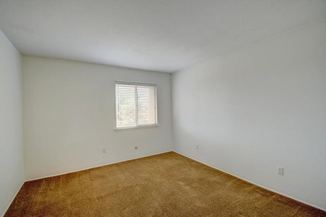 931 Country Club Drive SE J, Rio Rancho, NM 87124