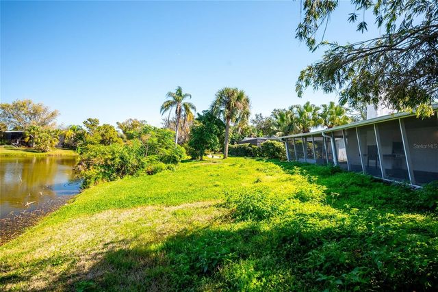 801 PINELLAS POINT DRIVE S, St Petersburg, FL 33705