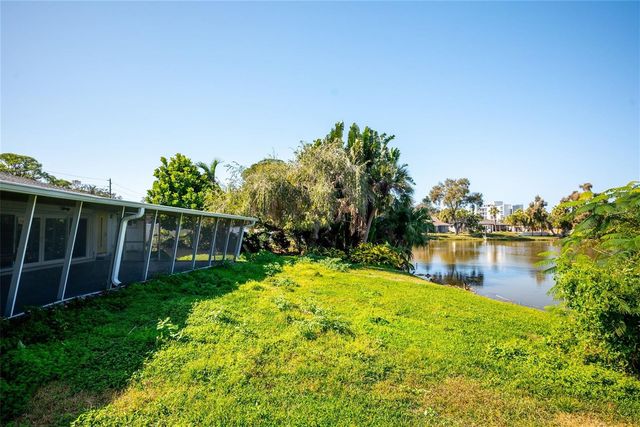 801 PINELLAS POINT DRIVE S, St Petersburg, FL 33705