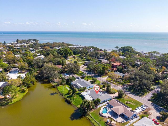801 PINELLAS POINT DRIVE S, St Petersburg, FL 33705