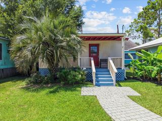 424 Grand Avenue, Bacliff, TX 77518