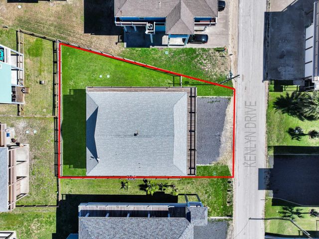 928 Kenlyn Drive, Crystal Beach, TX 77650