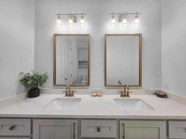 928 Kenlyn Drive, Crystal Beach, TX 77650