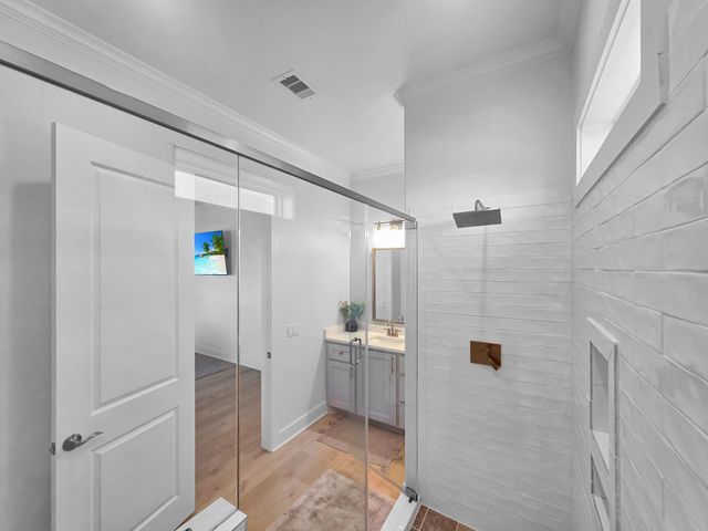 928 Kenlyn Drive, Crystal Beach, TX 77650