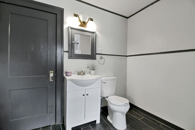 453 W Dickson Avenue, Mansfield, OH 44903