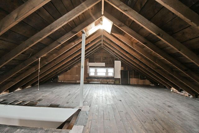 453 W Dickson Avenue, Mansfield, OH 44903