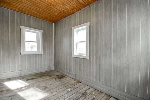 453 W Dickson Avenue, Mansfield, OH 44903