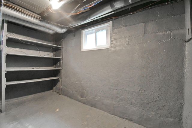 453 W Dickson Avenue, Mansfield, OH 44903