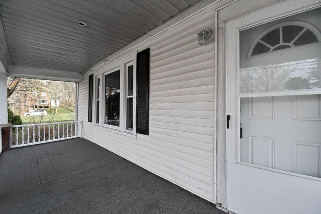 453 W Dickson Avenue, Mansfield, OH 44903