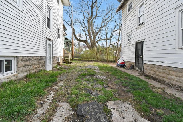 453 W Dickson Avenue, Mansfield, OH 44903