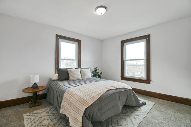 453 W Dickson Avenue, Mansfield, OH 44903